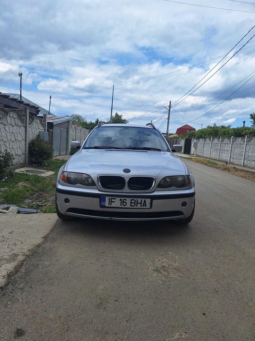 Vând mașina BMW E46