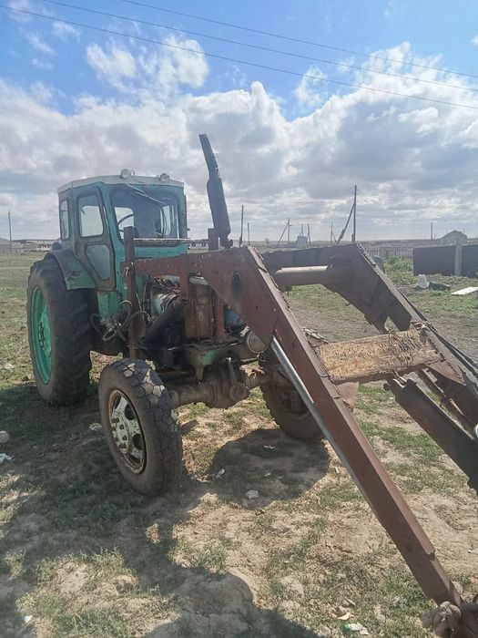 Срочно продам трактор Т40
