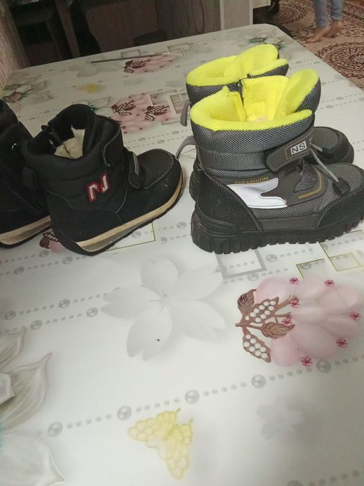 Продам сапоги для мальчика 4-5 лет