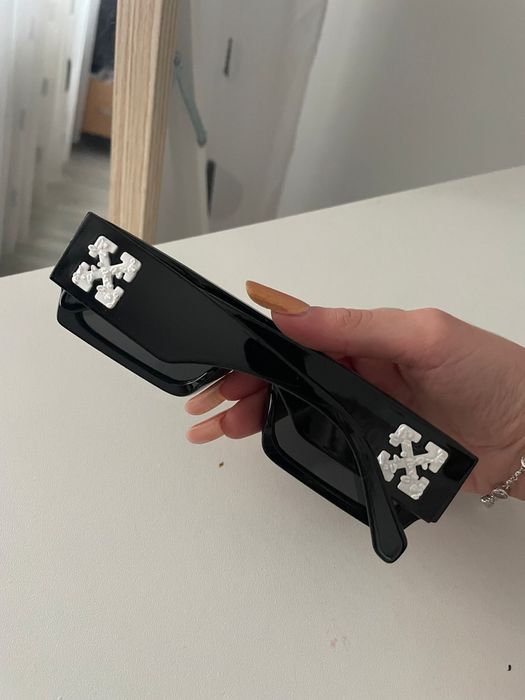 Ochelari de soare Off-White noi