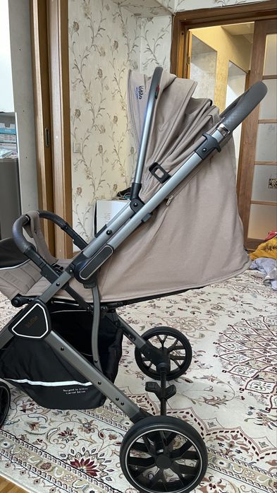 Детская коляска kiddilo