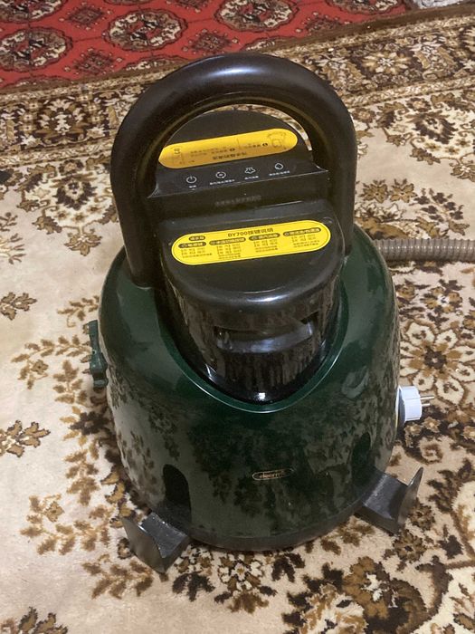 Deerma DEM-BY700 gilam va mebel yuvuvchi bug‘li tozalagich