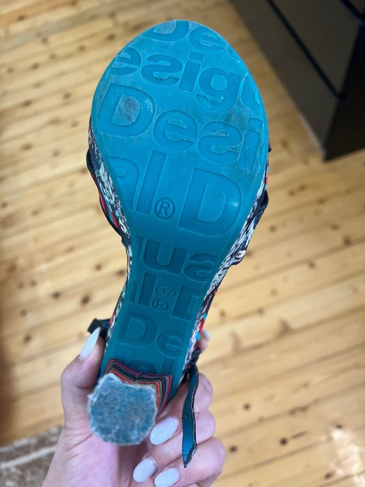 Обувки Desigual