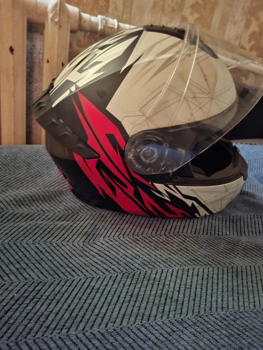 Продам мото шлем