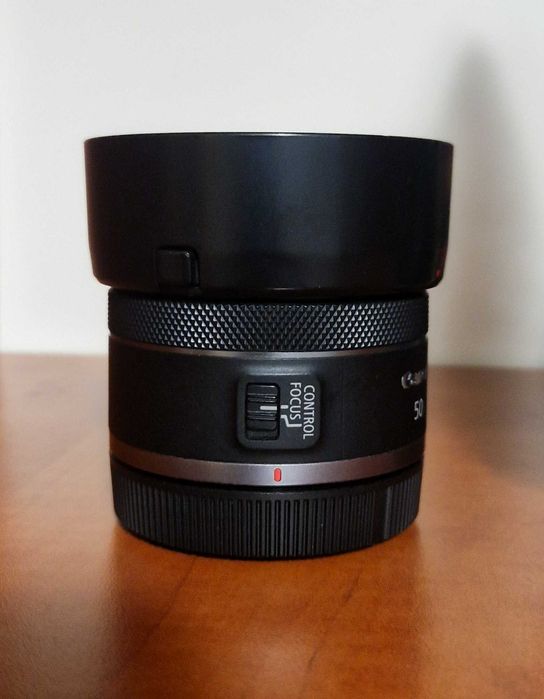 Obiectiv canon rf 50mm 1.8f in stare foarte buna