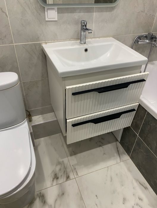 Навесные тумбы для умывальника