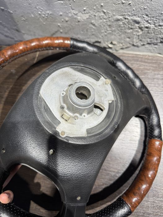 Руль от BMW e34 e36 e38