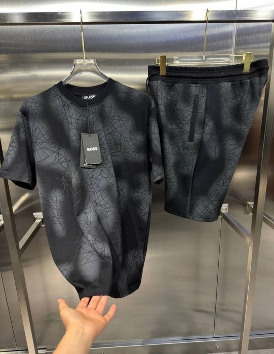 Compleu pentru bărbați