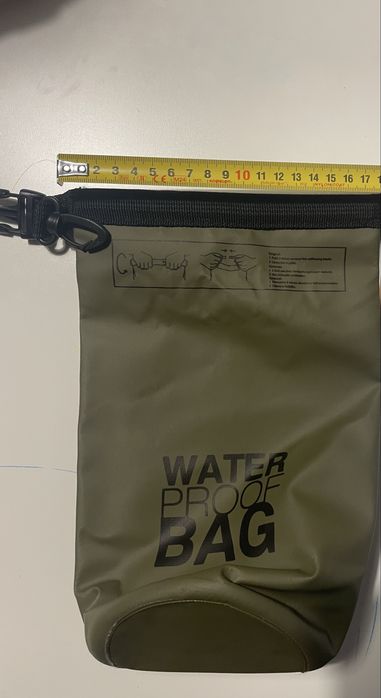 Непромукаема чанта - Waterproof bag - men's world 2L