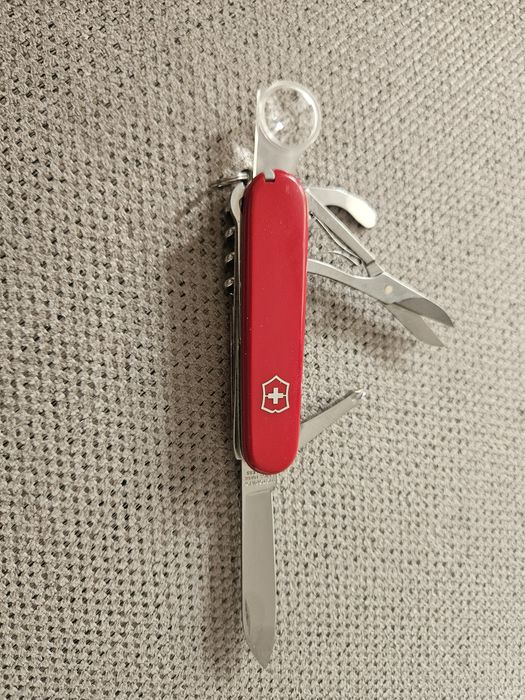 Victorinox  custom Yeoman