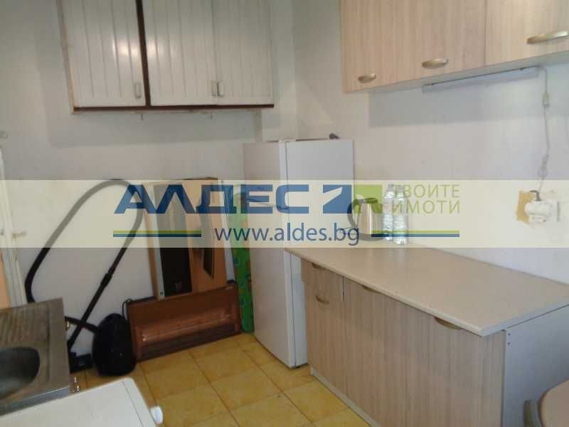 Продава се Тристаен апартамент в София, Яворов - 90 кв.м за 3323 €/кв.м - Снимка #19