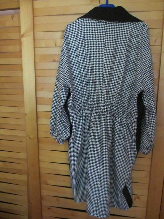 няколко уникални рокли дизайнерски модели!