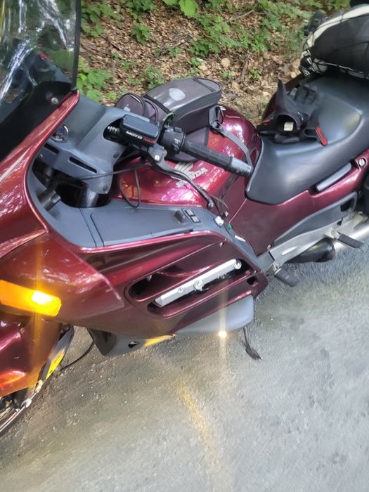 Vind   honda  paneuropean st1100 abs ,stare foarte