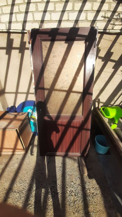 Есік двер жаксы сакталған