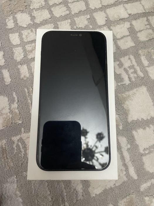 Айфон 12  сатылады