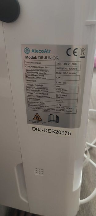 Dezumidificator AlecoAir D6 Junior, in stare foarte buna, aproape nou. A fost folosit doar de câteva ori și funcționează perfect.