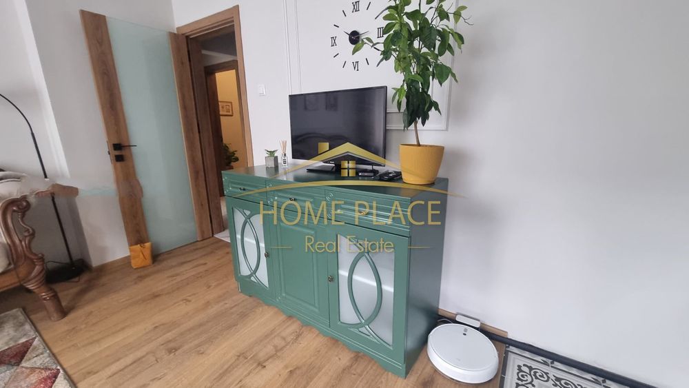 Дава се под наем Двустаен апартамент в Варна, Център - 55 кв.м за 387.6 € - Снимка #3