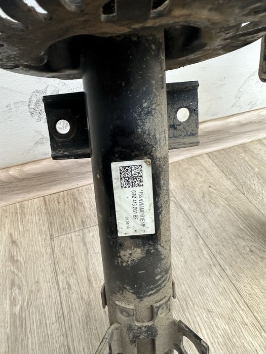 Стойки Skoda Rapid