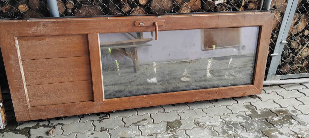 Двери б/у уличные и межкомнатные