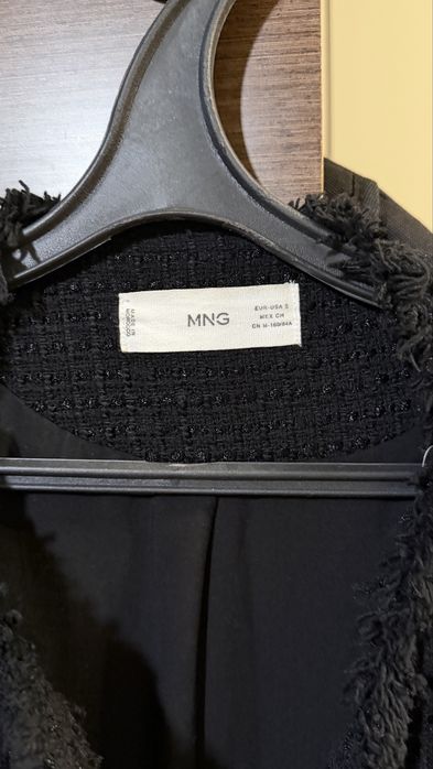 Продам жакет MNG