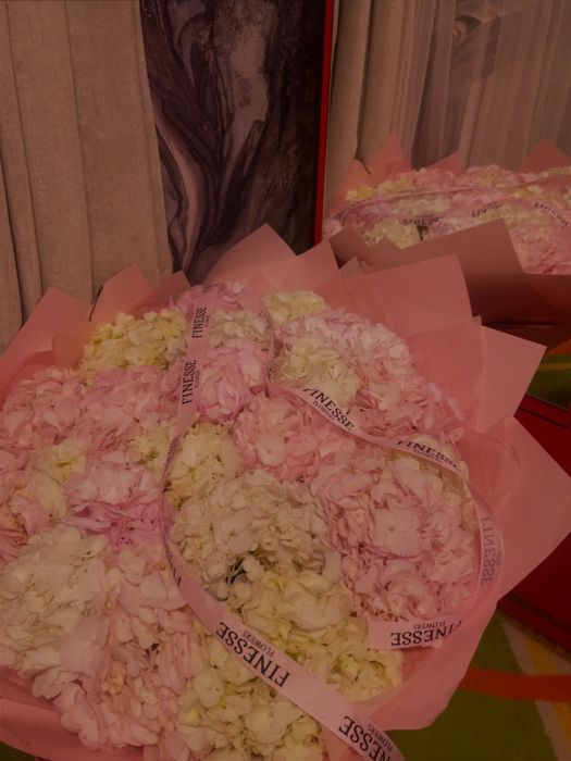 цветы свежие очень большая