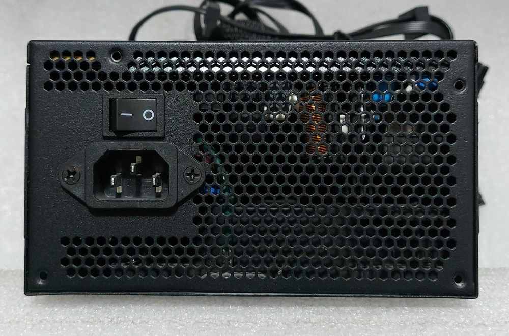 Sursa modulara CORSAIR TX550M, 80+ Gold, 550W