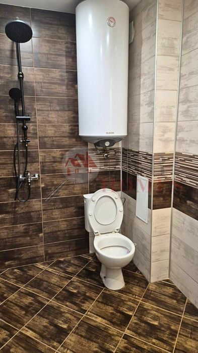 Дава се под наем Тристаен апартамент в Велико Търново, Колю Фичето - 110 кв.м за 357 € - Снимка #9