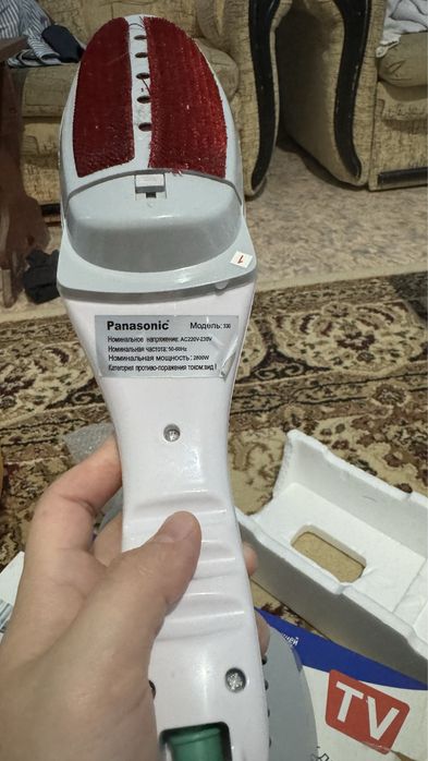 Отпариватель, паровой утюг