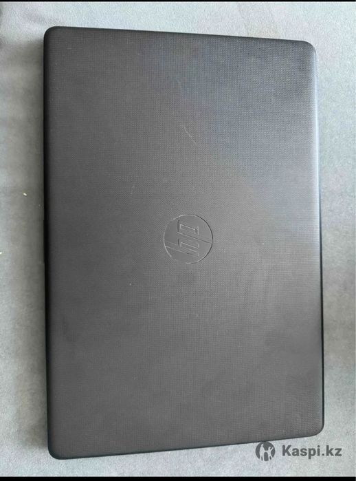 Ноутбук HP 17-ak067ur