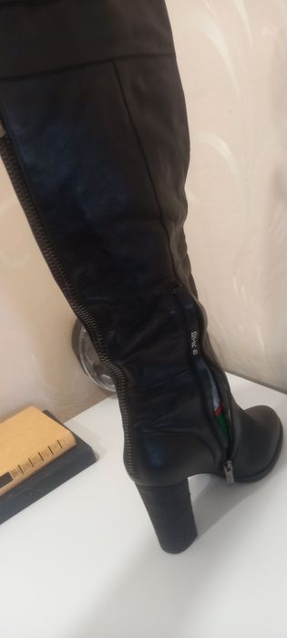 Продам КОЖАНЫЕ сапоги зимние