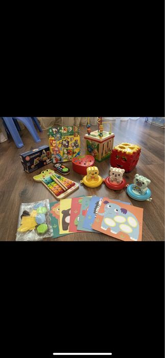 Лот бебешки играчки