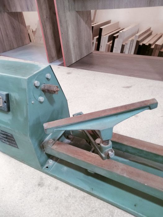Токарный станок по дереву