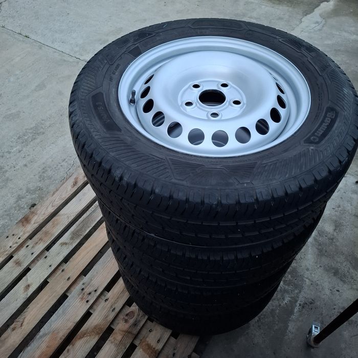 Cauciucuri vara cu jante din tabla