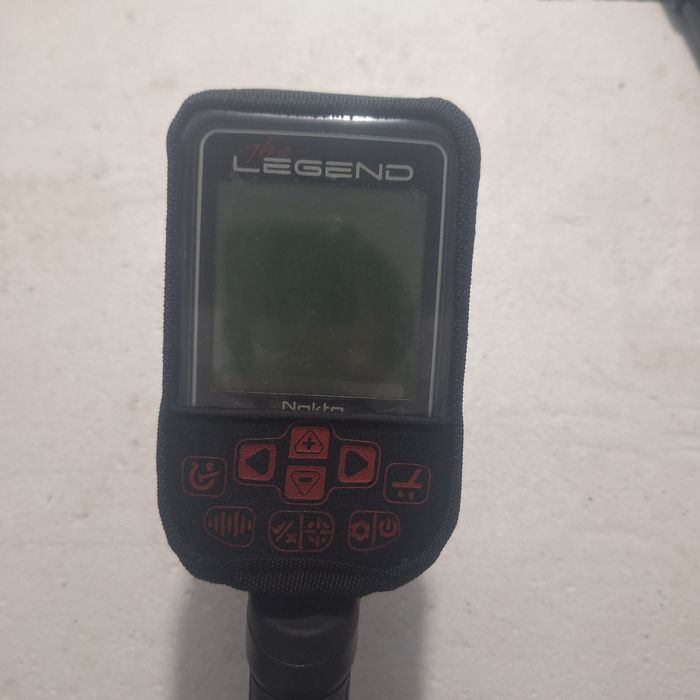 Продавам Метал Детектор Nokta Makro Legend Не Използван