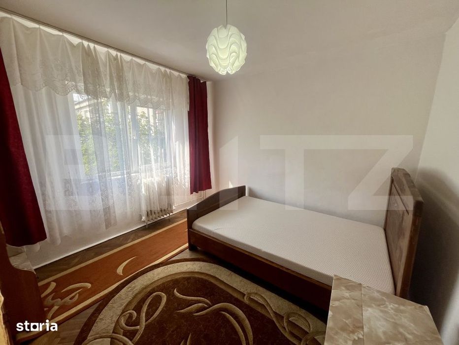 Apartament decomandat de vanzare - zona Rogerius