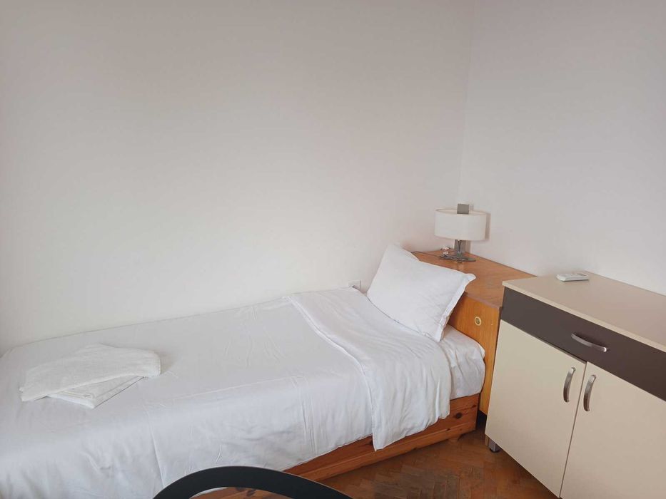 Дава се под наем Тристаен апартамент в Казанлък - 95 кв.м за 388.62 € - Снимка #6