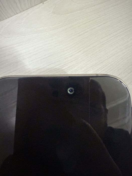 15 Pro 256 gb 80% 550$