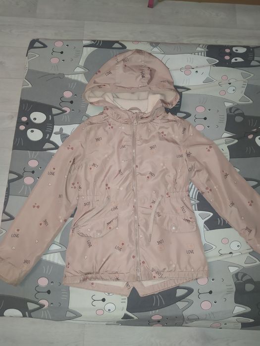 Ветровка для девочки