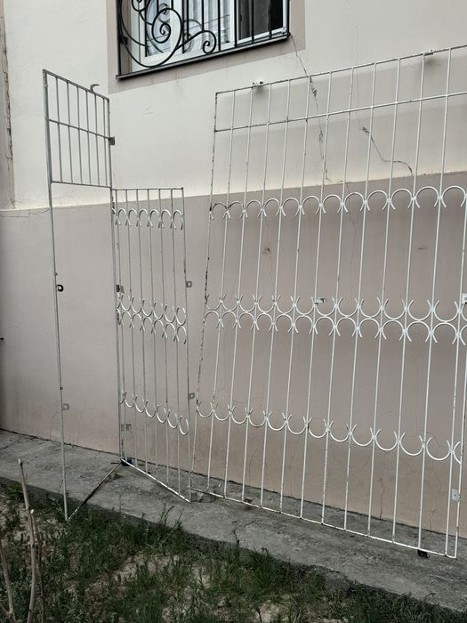 Продается железный Решётка