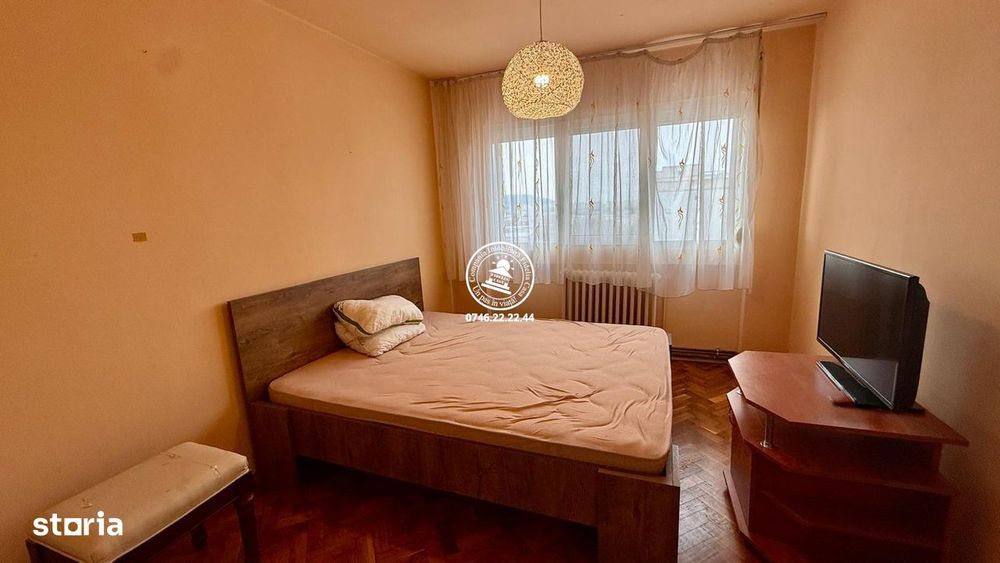 Apartament 3 camere Podu Ros