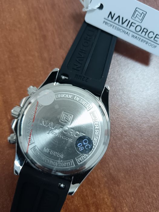 Продам часы Naviforce. Новые.