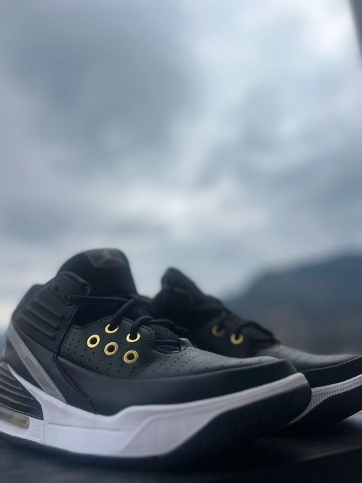 Jordan max aura 5