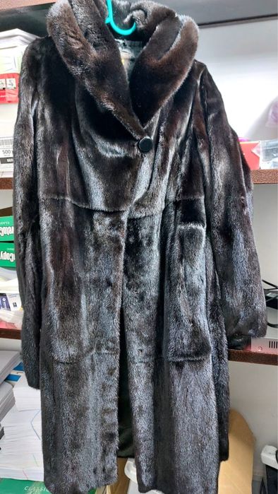 Продам норковую шубу