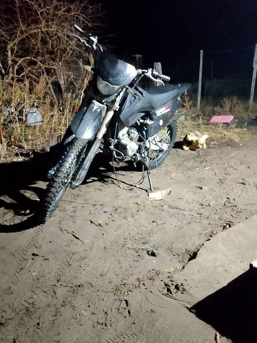 Продам мотоцикл эндуро Олар м7