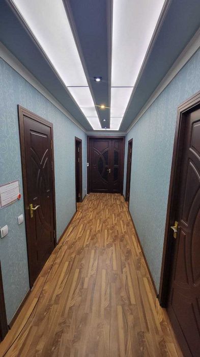 Продается срочно своя 3х комнатная квартира Нукус кинотеатр