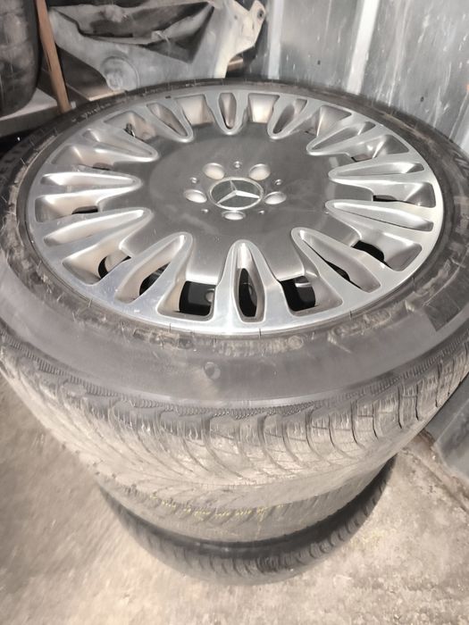 Джанти със зимни гуми за Мерцедес Майбах  275/40/19