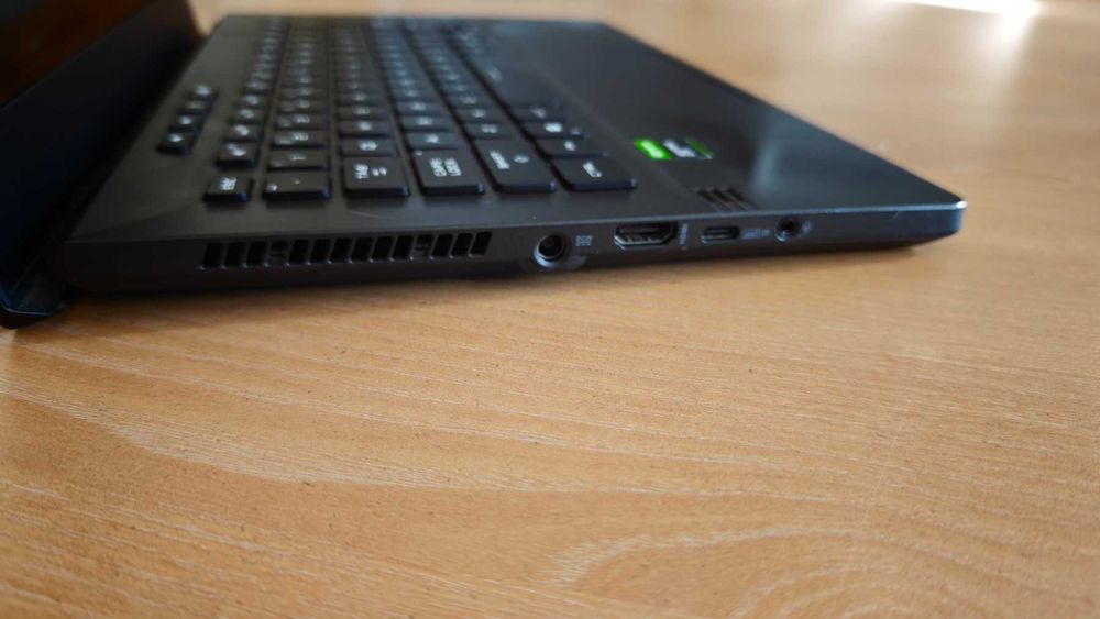 Лаптоп ASUS ROG Zephyrus G14 GA401HR.416