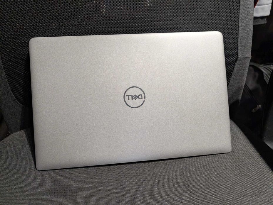 Dell Precision 3581 i7-13800H |32GB DDR5 |1TB nvme | RTX A500