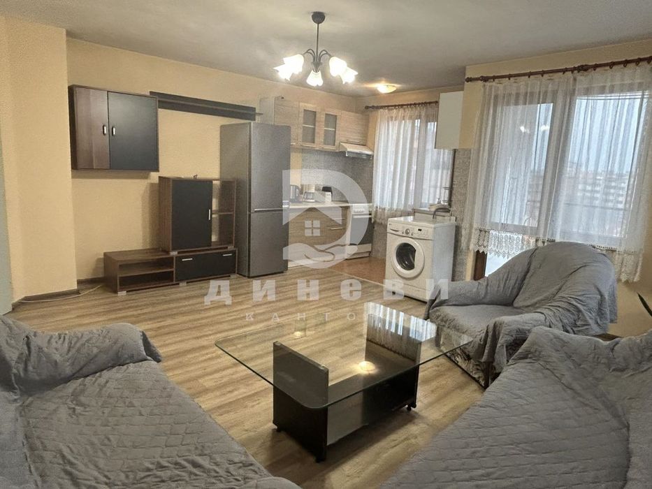 Тристаен апартамент до Медицински факултет