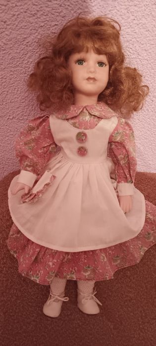 Порцеланови кукли